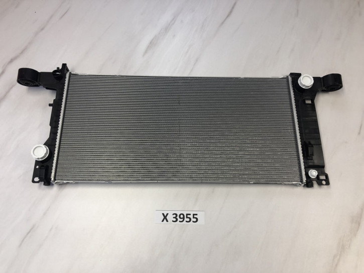 VOLVO XC40 1.5 2.0 WASSERKÜHLER NEU ORIGINAL 31439767                                       	B8/X3955