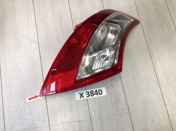 SUZUKI SWIFT IV RÜCKLEUCHTE RECHTS NEU ORIGINAL 35603-68L02                                    	II/01E/X3840