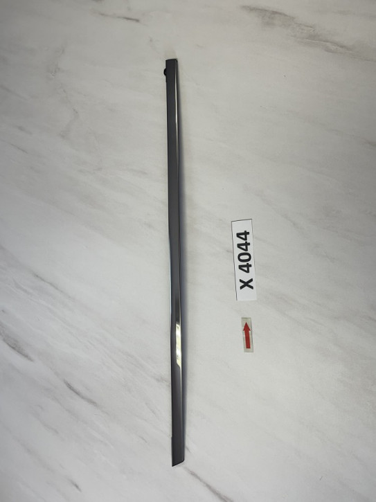 SUBARU FENSTERSCHACHTLEISTE CHROM NEU ORIGINAL 62186AL030                                  	WU/X4044