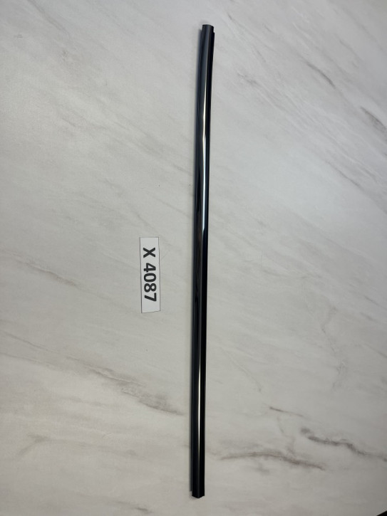 NISSAN QASHQAI J11	SCHACHTLEISTE CHROM VORNE LINKS NEU ORIGINAL 80821-HV01A                              	E1E/X4087