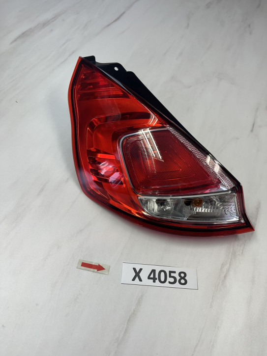 FORD FIESTA VI RÜCKLEUCHTE LINKS NEU ORIGINAL 1877011                                   	P1C/X4058