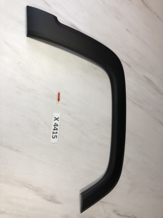 JEEP RENEGADE ZIERLEISTE VORDEACHSE RECHTS NEU ORIGINAL 735682596 / 735682604 G2E X4415