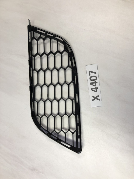 ALFA ROMEO GIULIETTA MY10 FRONTSTO?STANGE GITTERBLENDE NEU ORIGINAL MOPAR 156090413 A7D X4407