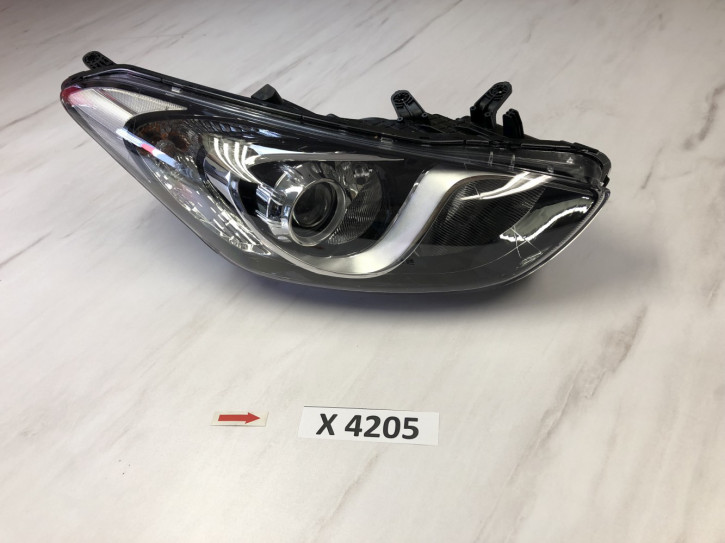HYUNDAI I30 SCHEINWERFER RECHTS NEU ORIGINAL 92102-A6100                                       	P4D/X4205