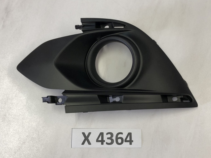 MITSUBISHI SPACE STAR 2016-2019 BLENDE NEBELSCHEINWERFER VORNE RECHTS NEU ORIGINAL 6402-A390                               	II/16B/X4364