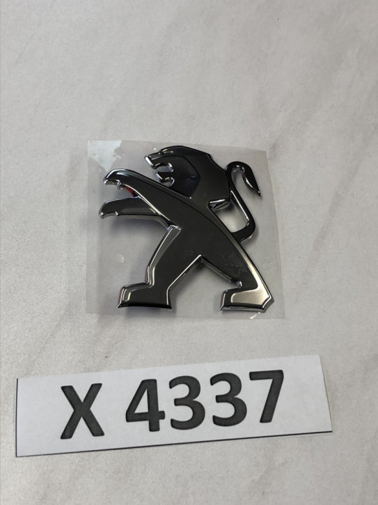 PEUGEOT 308 II EMBLEM LOGO CHROM NEU ORIGINAL 98024633                              	A9D/X4337