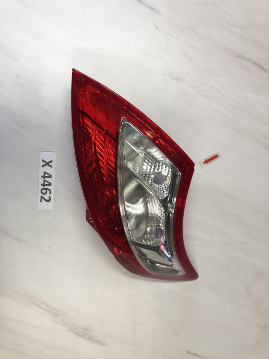 SUZUKI SWIFT IV RÜCKLEUCHTE LINKS NEU ORIGINAL 35670-68L00 II/12A X4462