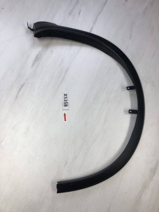 NISSAN QASHQAI J12	RADLAUF ZIERLEISTE VORNE RECHTS NEU ORIGINAL  	63810-6UA0A	F3F 	X5358