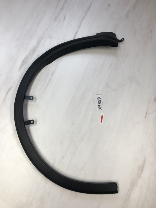 NISSAN QASHQAI J12	RADLAUF ZIERLEISTE VORNE LINKS NEU ORIGINAL   	63811-6UA0A	F3F 	X5359