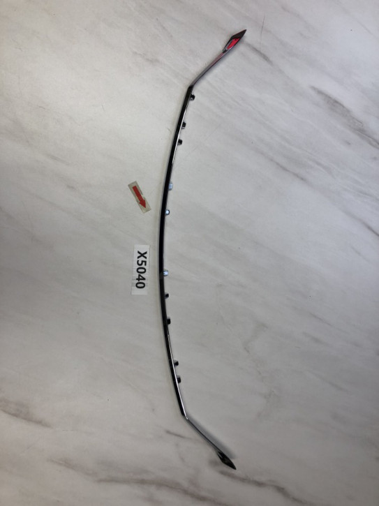 LEXUS GS 15-19	CHROM ZIERLEISTE GRILL VORNE OBEN NEU ORIGINAL 	52711-30310	I2C	X5040