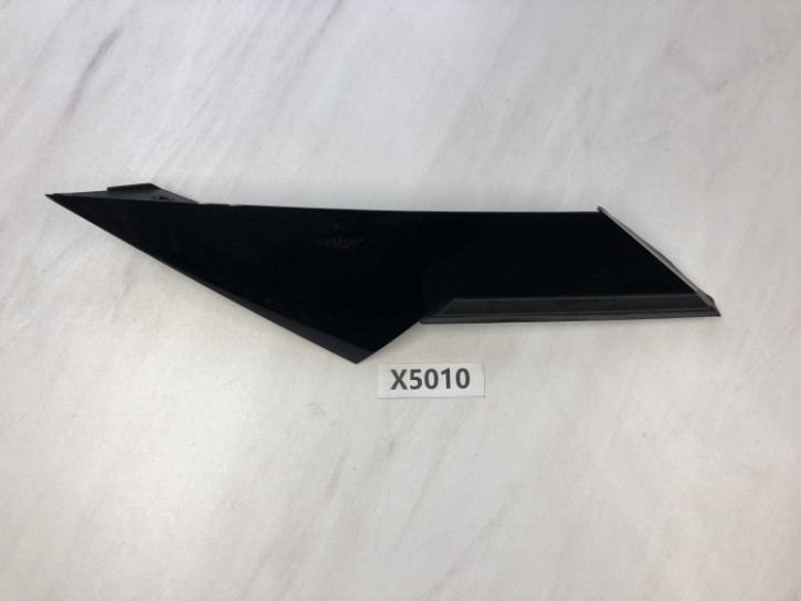 OPEL ASTRA K 	HECKSPOILERBLENDE LINKS NEU ORIGINAL	332155568 / 39187583	H2D	X5010