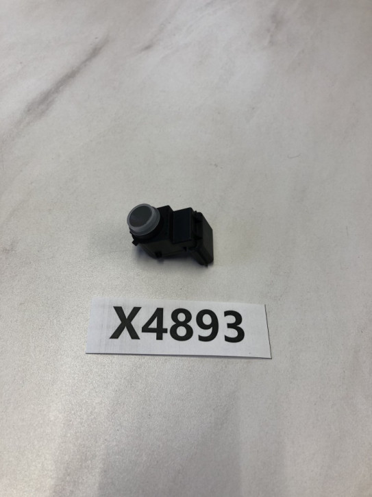HYUNDAI TUCSON III	PDC SENSOR GRAU NEU ORIGINAL	99310 D4000TKG / M24031456274	J1C (7)	X4893