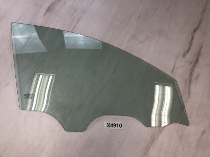 HYUNDAI I30 07-12	SEITENSCHEIBE VORNE RECHTS GRÜN 70% NEU ORIGINAL   	82421 2L010	II/05B	X4910