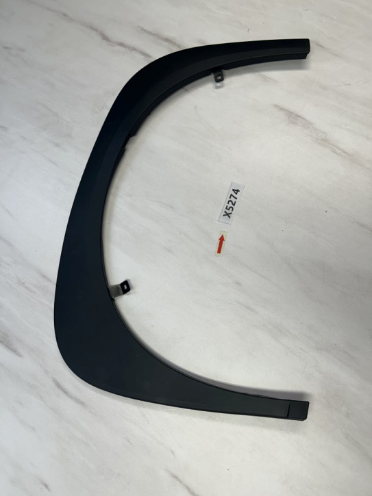 TOYOTA AYGO X AB22	RADLAUF ZIERLEISTE VORNE RECHTS NEU ORIGINAL  	75601-0H020	D1F	X5274