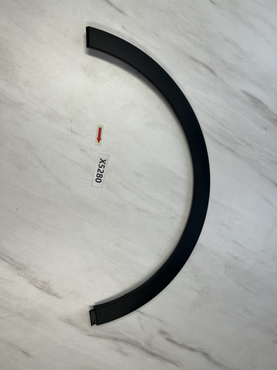 HYUNDAI BAYON 	RADLAUF ZIERLEISTE HINTEN RECHTS NEU ORIGINAL  	87742-Q0400	D1F	X5280
