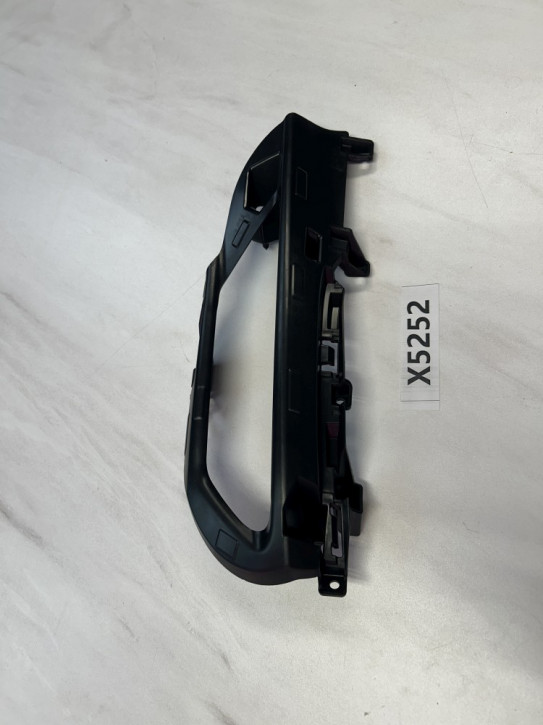 VOLVO XC60 II STOßSTANGEN HALTER NEBELLEUCHTE VORNE LINKS NEU ORIGINAL 31449131 K1C X5252