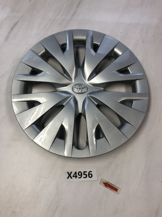 TOYOTA YARIS P21	RADKAPPE 15´´ NEU ORIGINAL 	42602-K0030	I1F	X4956