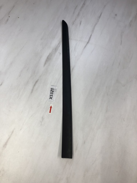 HYUNDAI I10	TÜR ZIERLEISTE VORNE RECHTS NEU ORIGINAL  	87723-0X000	I2C	X5321