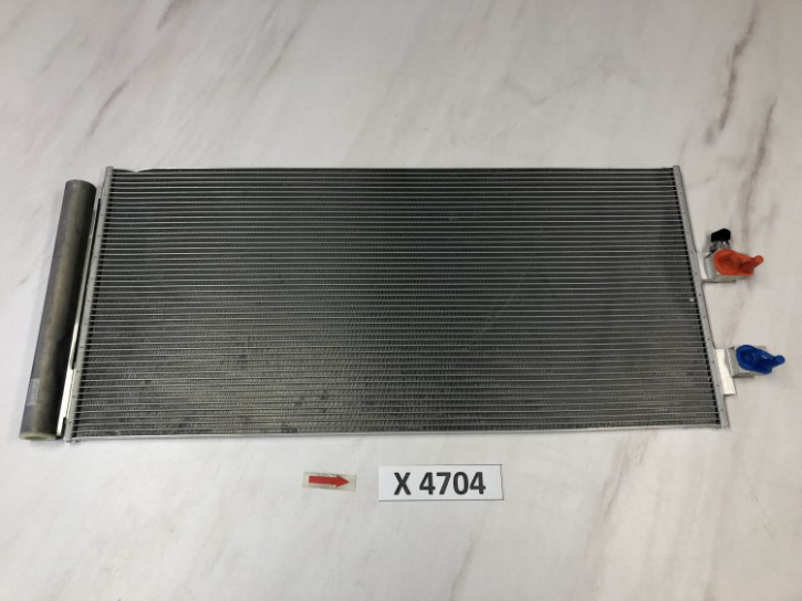 VOLVO XC40 	KLIMAKONDENSATOR NEU ORIGINAL   	32339281	B9	X4704