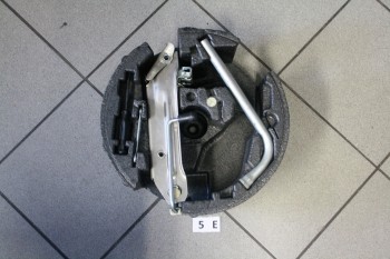 Audi A6 4B Werkzeugkasten 4B5012109