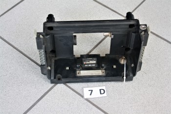 Audi V8 D11 Telefonaufnahme Kofferraum 441862407