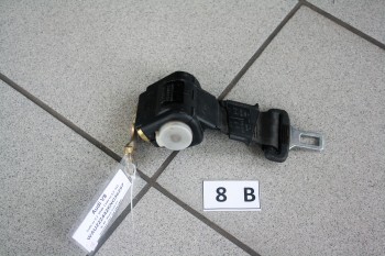 Audi V8 D11 Sicherheitsgurt Beckengurt hinten mitte 443857713B