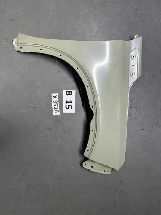 SUZUKI VITARA III LY 15-	KOTFLÜGEL VORNE RECHTS VR ORIGINAL NEU	57611-54P10 5761154P10	B15	X3516