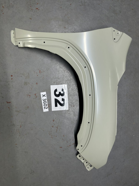 SUZUKI S-CROSS II 22-	KOTFLÜGEL VORNE RECHTS ORIGINAL NEU	57611-63T10 5761163T10	32	X3602