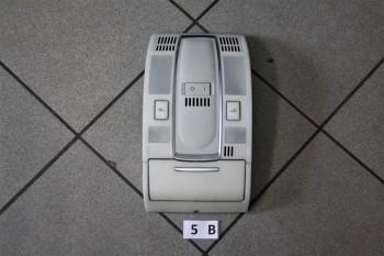 Audi A6 4F Innenleuchte Leseleuchte 4F0947135J