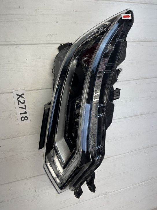 NISSAN QASHQAI II J11 FACELIFT SCHEINWERFER VOLL LED VORNE RECHTS 100-19011                	I B/X2718