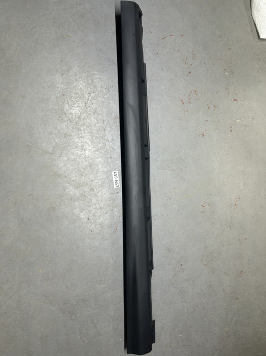 FORD FOCUS III	SEITENSCHWELLER RECHTS 5 TÜRER NEU ORIGINAL 	1747488 / BM51-A10154		ESN657