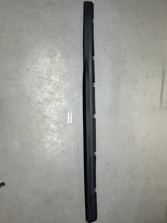 FORD TRANSIT TTG 18-	SEITENSCHWELLER LINKS SCHWARZ NEU ORIGINAL 	2366716 / BK3Z-6110177 / BK31-V10259-CFW / AS4FA		ESN650