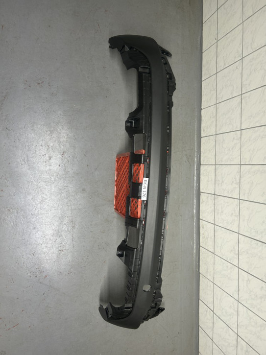 HYUNDAI TUCSON III TL	STOßSTANGEN ANSATZ HINTEN UNTEN NEU ORIGINAL         	86612-D7510		EK-N 176