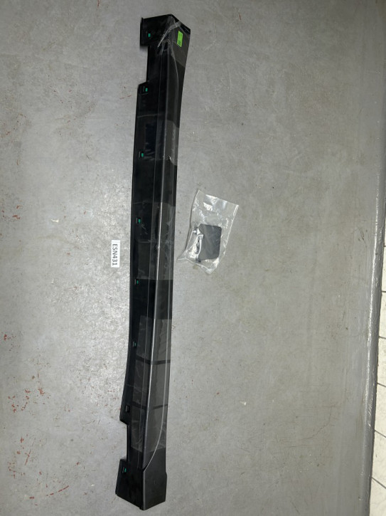 HYUNDAI TUCSON TL 15-	SEITENSCHWELLER SCHWELLER RECHTS ORIGINAL NEU	87752-D7000CA 87751D700CA 87754-D7000 87754D7000		ESN431