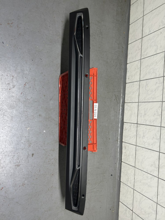 HYUNDAI I30 AB20	STOßSTANGEN ANSATZ HINTEN UNTEN 4PDC NEU ORIGINAL 	86612-G4520	EK-N019