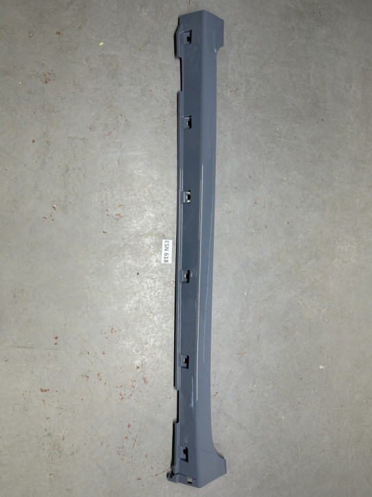 SUZUKI BALENO II 19-	SEITENSCHWELLER SCHWELLER LINKS ORIGINAL NEU 	77221M68P00 / YRC SG L		ESN618