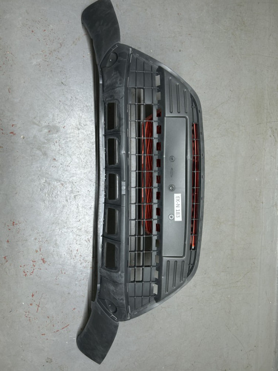 FORD KUGA I GITTER STOßSTANGE VORNE ORIGINAL MIT MACKEN 8V4117C749A EK-N183