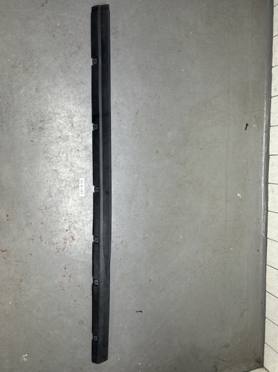 FORD TRANSIT TTG 18-	SEITENSCHWELLER LINKS SCHWARZ NEU ORIGINAL 	2366716 BK31-V10259-CF6YZ9 BK31V10259CF6YZ9 	EK-N 187