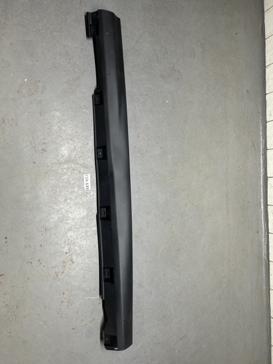 FORD FOCUS III	SCHWELLER SEITENSCHWELLER RECHTS ORIGINAL NEU 	1747488 BM51-A10154-A	ESN635