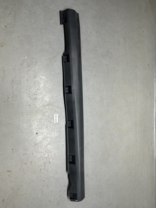 FORD FOCUS III	SCHWELLER SEITENSCHWELLER RECHTS ORIGINAL NEU 	1747488 BM51-A10154-A	ESN637