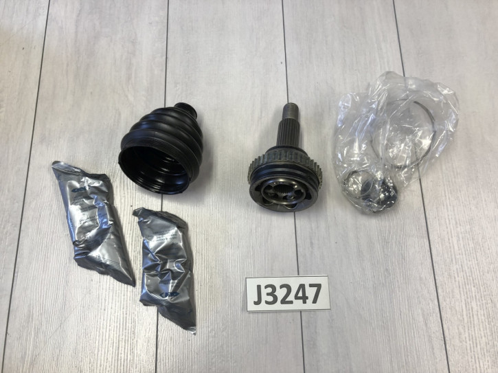 FORD  ANTRIEBSWELLEN SET NEU ORIGINAL  1690338                   II/17D/J3247