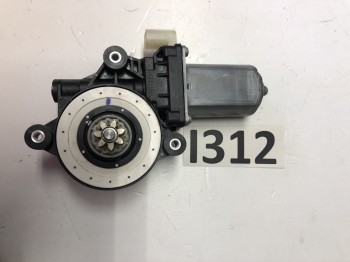 NISSAN MICRA IV (K13) FENSTERHEBERMOTOR VORNE LINKS NEU ORIGINAL 827311HB1A	        II/5C/I312